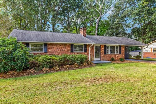 160 Thacker Rd, Rural Hall, NC, 27045-9629 | Card Image