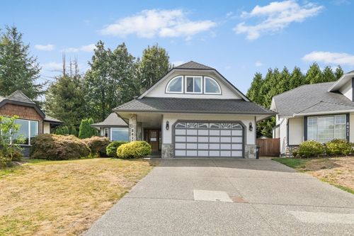 8415 214 Street, Langley, BC, V1M2J2 | Card Image