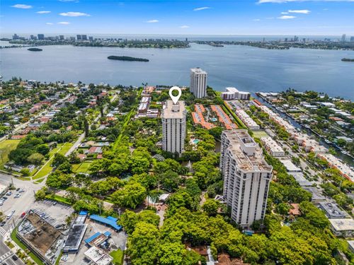 1604-1000 Quayside Ter, Miami, FL, 33138-2243 | Card Image