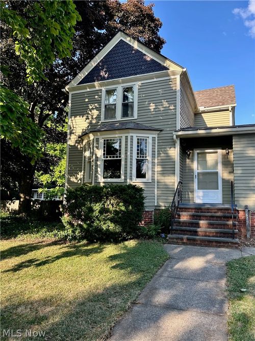 2649 S Taylor Rd, Cleveland Heights, OH, 44118-4221 | Card Image