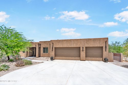 9243 E Arizona Cypress Pl, Corona De Tucson, AZ, 85641-2858 | Card Image