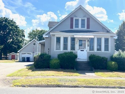 16 Diamond Ave, Plainville, CT, 06062-2904 | Card Image