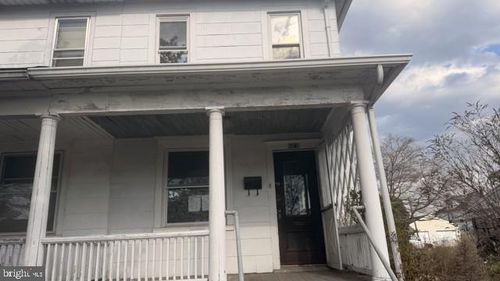 1141 2nd Ave, Hellertown, PA, 18055-1605 | Card Image