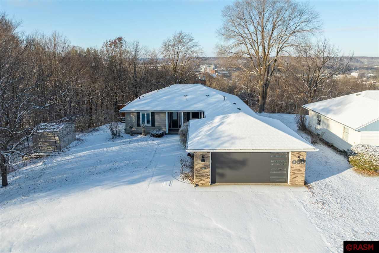 Woodshire Dr, Mankato, MN 56001