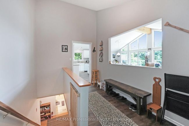 1093 Comak Cres, House other with 3 bedrooms, 2 bathrooms and 4 parking in Algonquin Highlands ON | Image 5