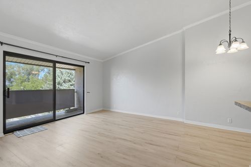 30-959 E Springcrest Ct, Midvale, UT, 84047-2373 | Card Image