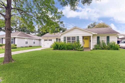 1710 Gardenia Dr, Houston, TX, 77018-5108 | Card Image