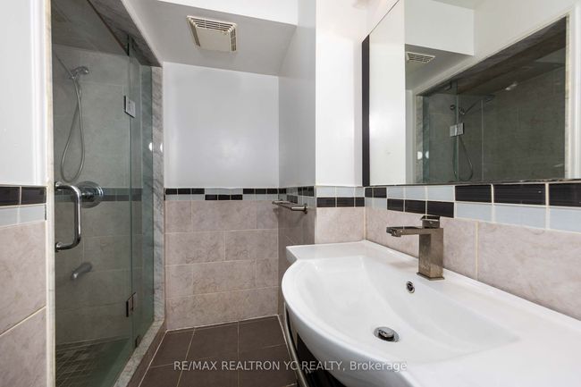 19 Wadena Crt, House other with 8 bedrooms, 7 bathrooms and 4 parking in Scarborough ON | Image 34