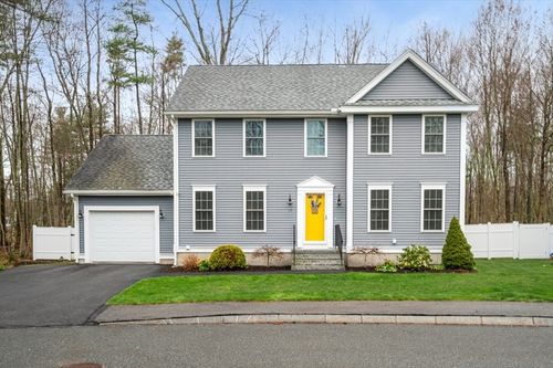 9-17 Mason Lane, Salisbury, MA, 01952 | Card Image