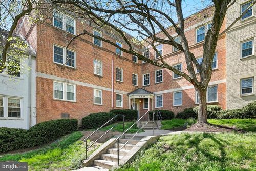 303-2211 Washington Ave, Silver Spring, MD, 20910-2620 | Card Image