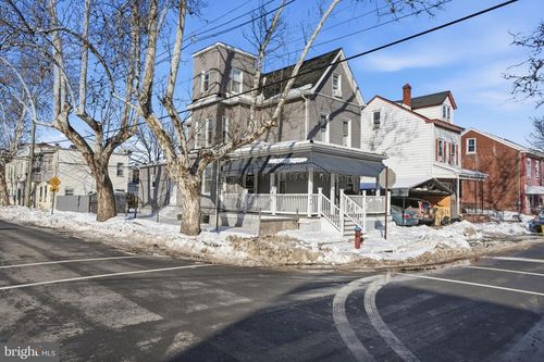 200 Ashmore Ave, Trenton, NJ, 08611-1140 | Card Image