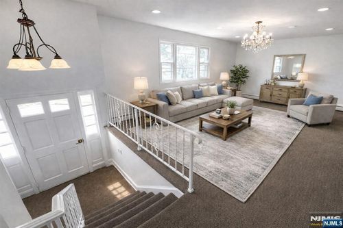 389 Madeline Ave, Garfield, NJ, 07026-2411 | Card Image