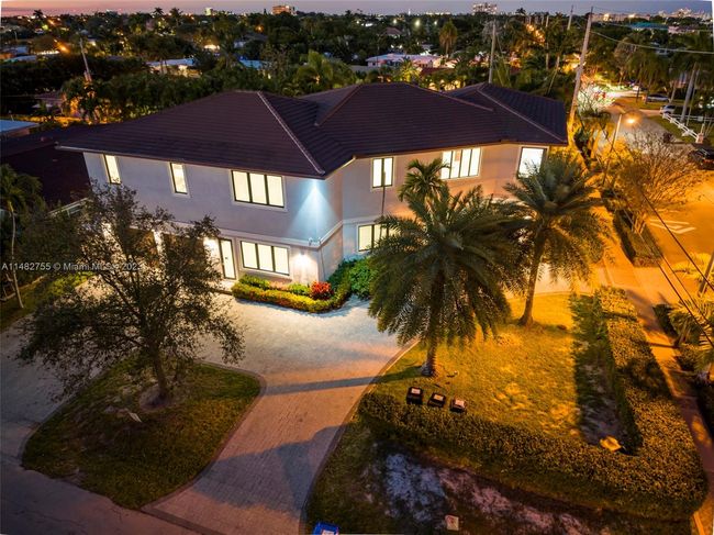 0 - 4421 Seagrape Dr, House other with 6 bedrooms, 6 bathrooms and null parking in Lauderdale By The Sea FL | Image 24