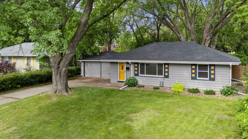 8204 Harriet Ave S, Bloomington, MN, 55420-2232 | Card Image