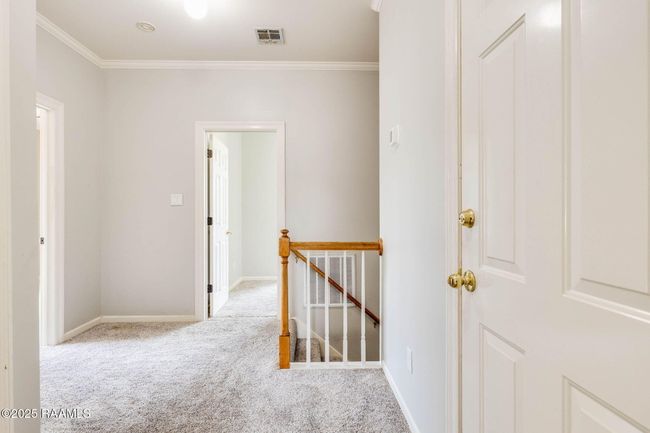 31-web-or-mls-110 Yorkshire Circle-30 | Image 26