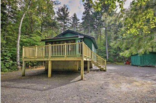 15 Crows Corner Rd, Greenville, ME, 04441 | Card Image