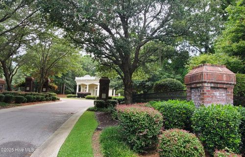 555 S Seascape Blvd Sw, Supply, NC, 28462-2657 | Card Image