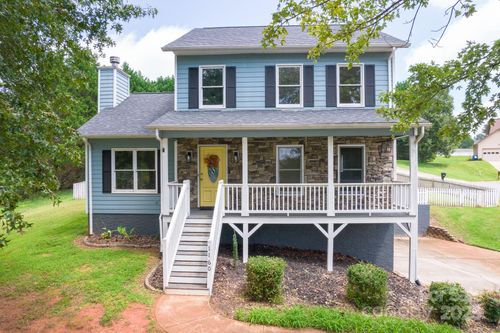 1160 Mulberry Ln, Hickory, NC, 28602-8174 | Card Image
