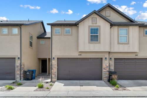 246 S 1800 E, Spanish Fork, UT, 84660-5827 | Card Image