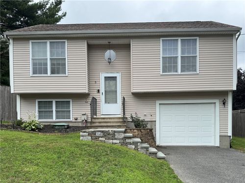 5 Craigie Ave, Johnston, RI, 02919-4042 | Card Image