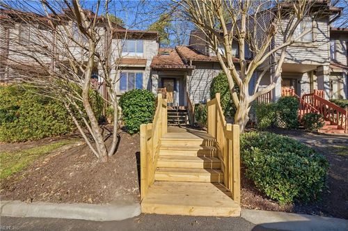 114 Inland View Dr, Newport News, VA, 23603-1430 | Card Image