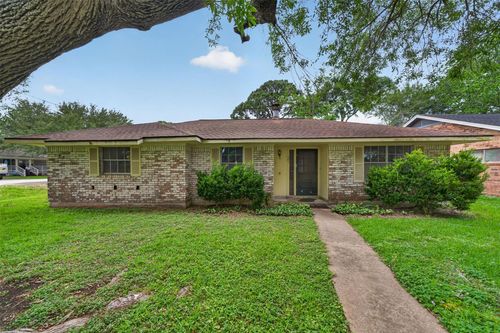 301 Moody Ave, League City, TX, 77573-2649 | Card Image