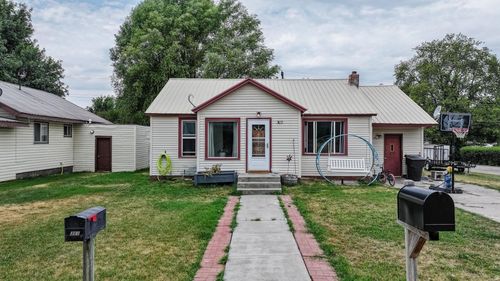 302 S 1st W W, Grace, ID, 83241 | Card Image