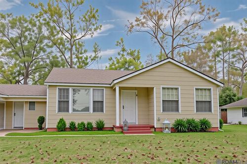 10465 White Oak Dr, Baton Rouge, LA, 70815-1553 | Card Image