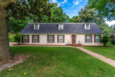 2505 Twin Oaks Avenue, House other with 4 bedrooms, 3 bathrooms and null parking in Jonesboro AR | Image 1