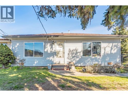 3156 Woodsdale Rd, Lake Country, BC, V4V1X8 | Card Image