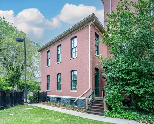 1j-125 Edward St, Buffalo, NY, 14201-2129 | Card Image