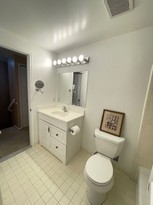 37310 Glenbrook Dr, Condo with 3 bedrooms, 2 bathrooms and null parking in Clinton Twp MI | Image 25