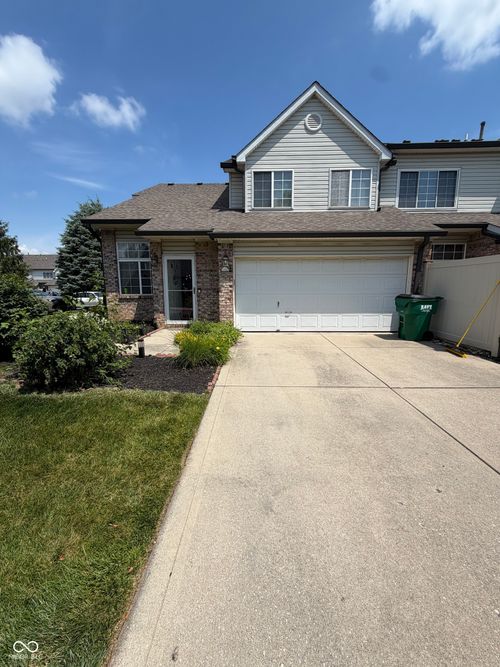 a-9440 Enclave Dr, Avon, IN, 46123-3728 | Card Image