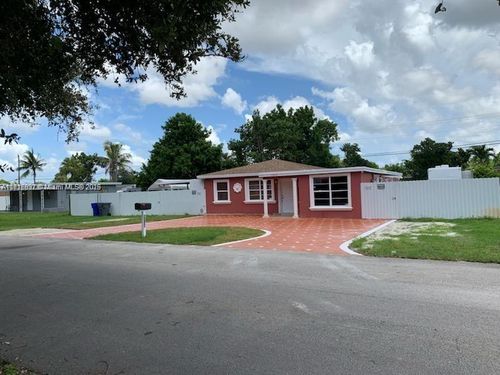 6309 Wiley St, Hollywood, FL, 33023-1731 | Card Image