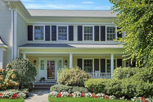 24 Fairview Rd, Scarsdale, NY, 10583-2136 | Card Image