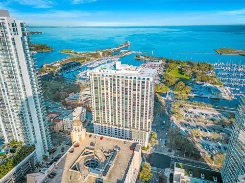 1607-1 Beach Dr Se, ST PETERSBURG, FL, 33701-3956 | Card Image