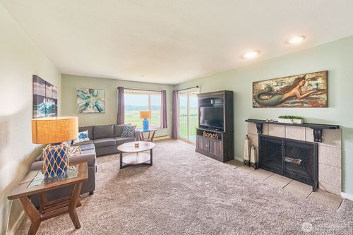428-210 26th St Nw, Long Beach, WA, 98631-5221 | Card Image