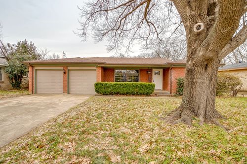 3528 Garwood Dr, North Richland Hills, TX, 76117-3326 | Card Image