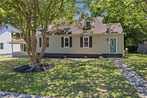 12 California Ave, Portsmouth, VA, 23701-2505 | Card Image