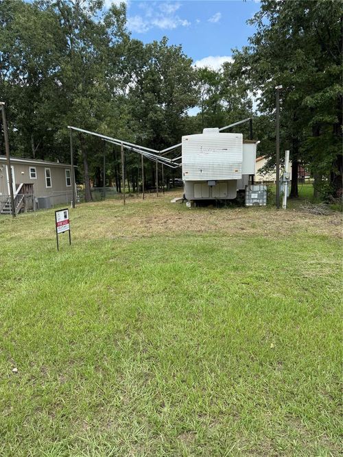 31 Acorn Ln, Pointblank, TX, 77364 | Card Image