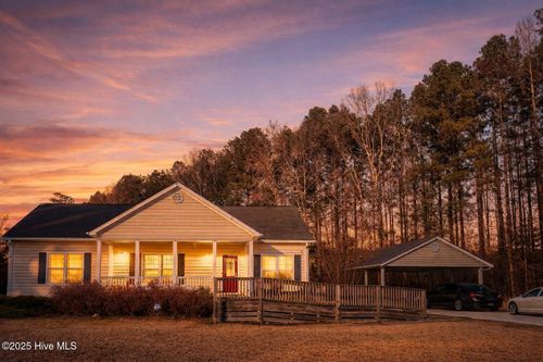 107 Brant Ct, Windsor, NC, 27983-8437 | Card Image