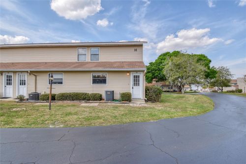 h52-11001 Se Sunset Harbor Rd, Summerfield, FL, 34491-7673 | Card Image