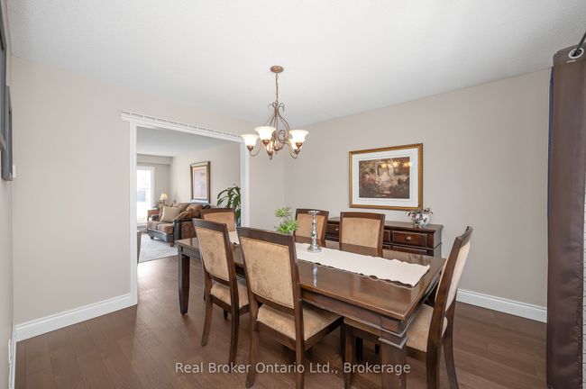 2013 Windy Oaks Dr, House other with 5 bedrooms, 4 bathrooms and 4 parking in Burlington ON | Image 8