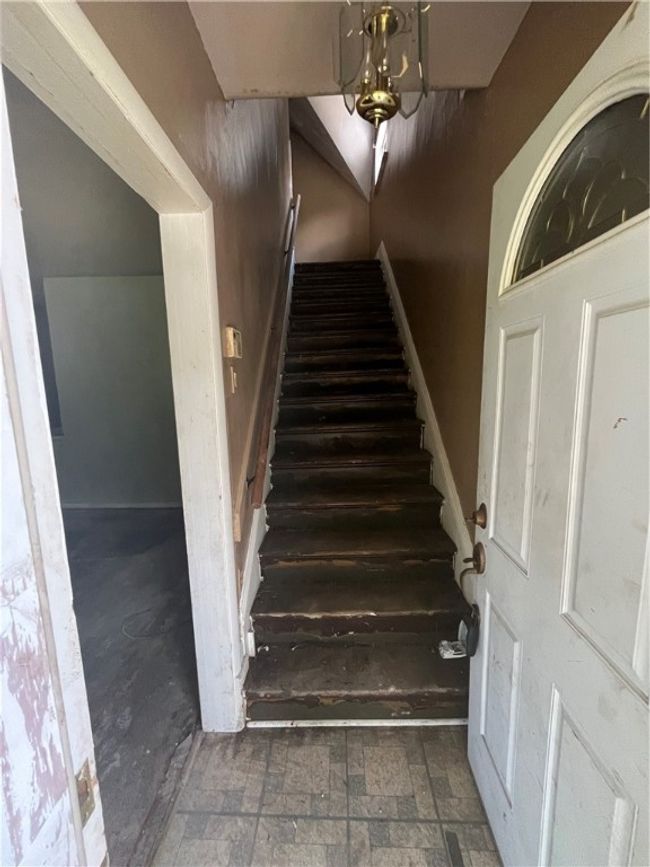 512 Glenn St, House other with 2 bedrooms, 1 bathrooms and null parking in Wilmerding PA | Image 7