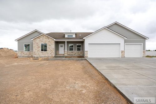1586 N 845 E, Shelley, ID, 83274-1054 | Card Image