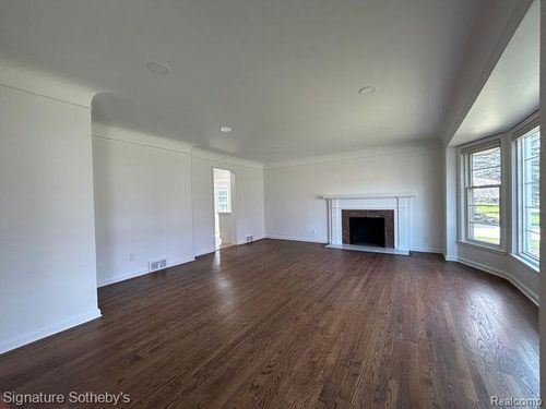 2194 Dorchester Rd, Birmingham, MI, 48009-7403 | Card Image