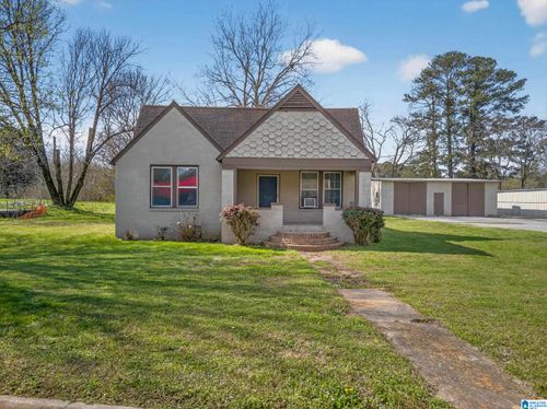 104 Main St, Weaver, AL, 36277-3840 | Card Image