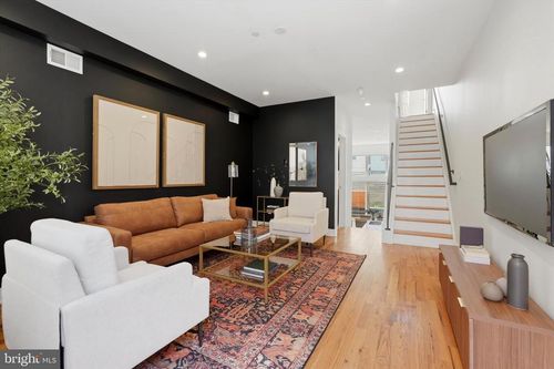 2414 Manton St, PHILADELPHIA, PA, 19146-2434 | Card Image