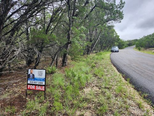 7707 Sagebrush Trl, Lago Vista, TX, 78645-4323 | Card Image