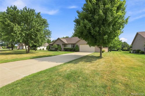 11106 W Glen, Clio, MI, 48420-1989 | Card Image